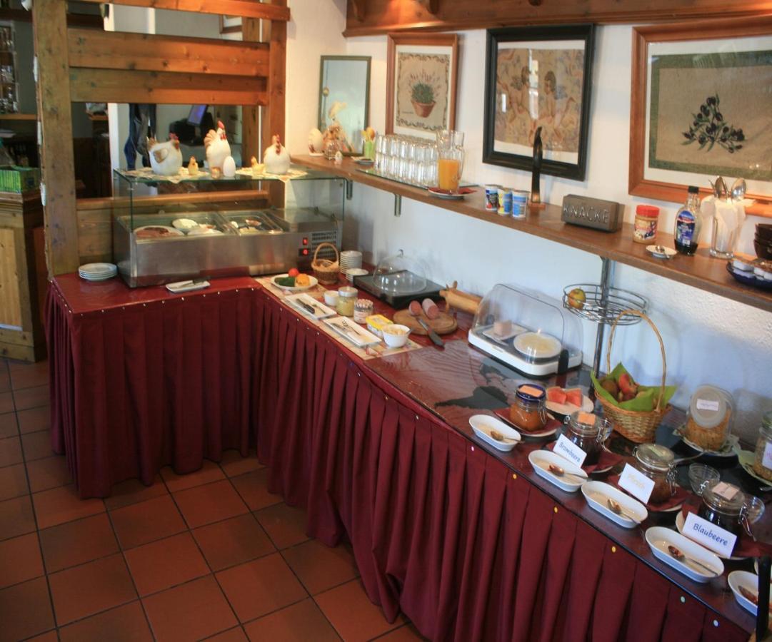 Landhotel Storchenkrug Ruhstadt Экстерьер фото