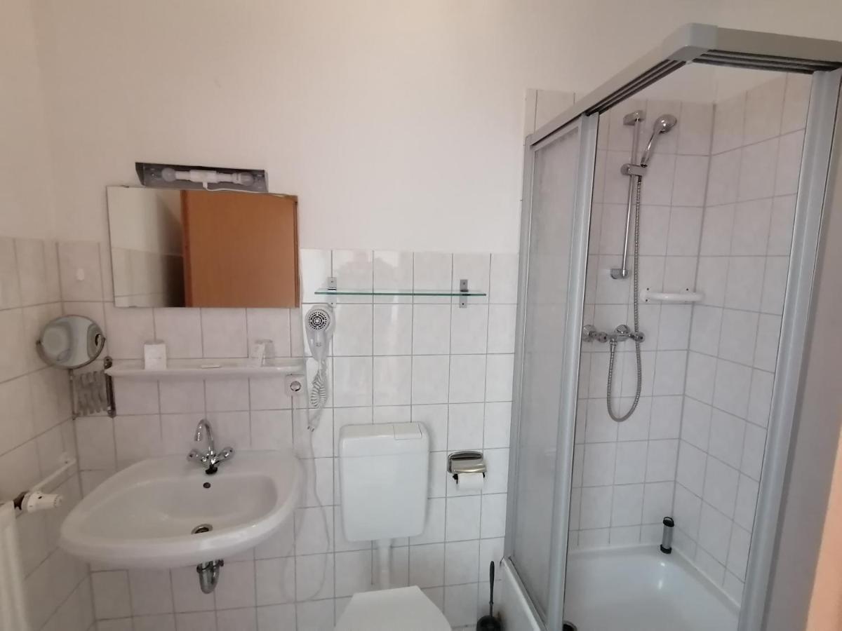 Landhotel Storchenkrug Ruhstadt Экстерьер фото