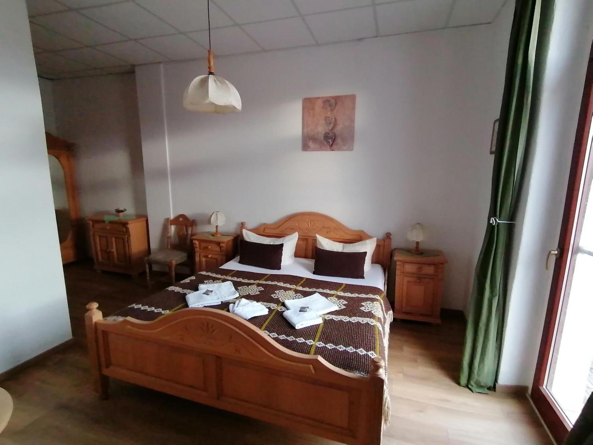 Landhotel Storchenkrug Ruhstadt Экстерьер фото